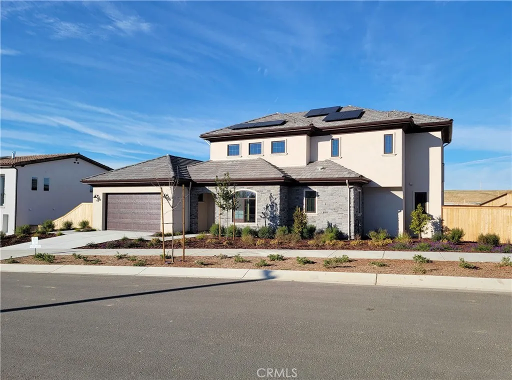 719 Manor Lane, Paso Robles, California 93446 home-pic-2