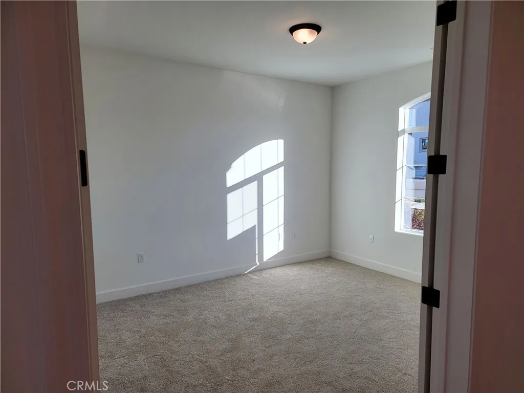 725 Manor Lane, Paso Robles, California 93446 home-pic-16