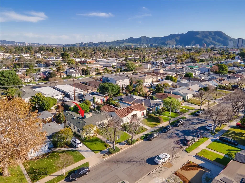 1516 N Pepper Street, Burbank, California 91505 home-pic-54