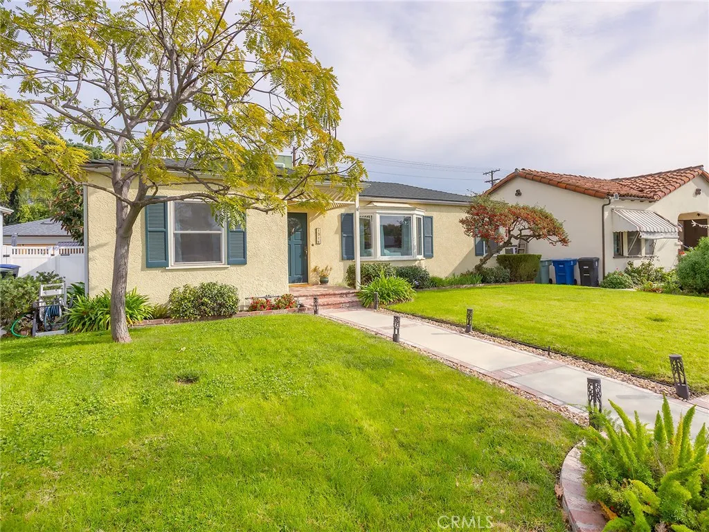 1516 N Pepper Street, Burbank, California 91505 home-pic-45