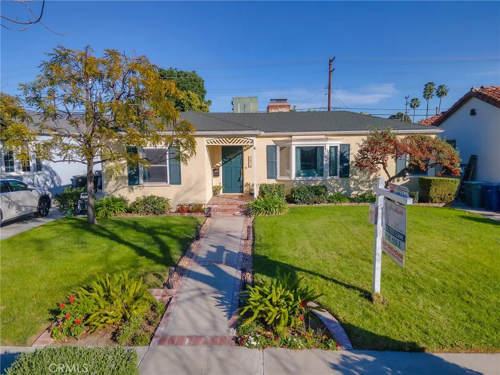 1516 N Pepper Street, Burbank, California 91505 home-pic-49
