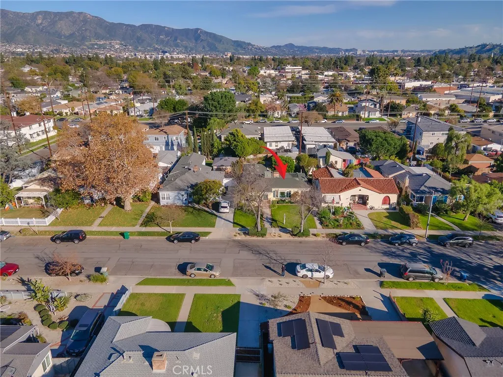 1516 N Pepper Street, Burbank, California 91505 home-pic-55