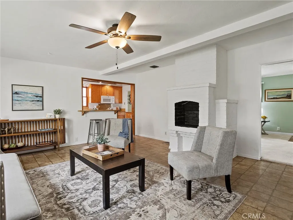 1516 N Pepper Street, Burbank, California 91505 home-pic-19