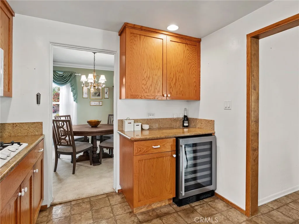 1516 N Pepper Street, Burbank, California 91505 home-pic-7