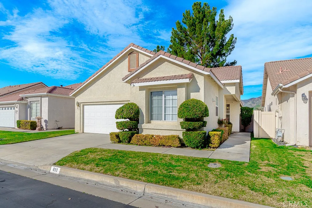 811 Camino De Plata, San Jacinto, California 92583 home-pic-5