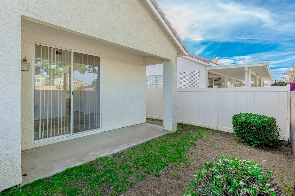 811 Camino De Plata, San Jacinto, California 92583 home-pic-34
