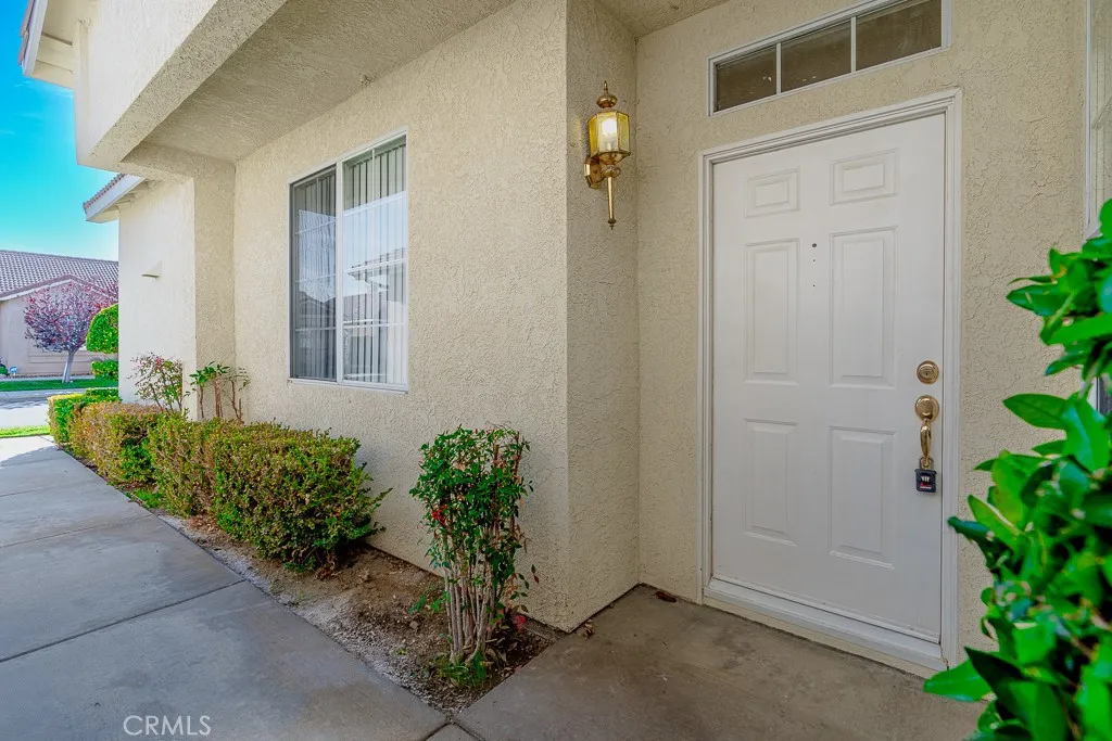 811 Camino De Plata, San Jacinto, California 92583 home-pic-6