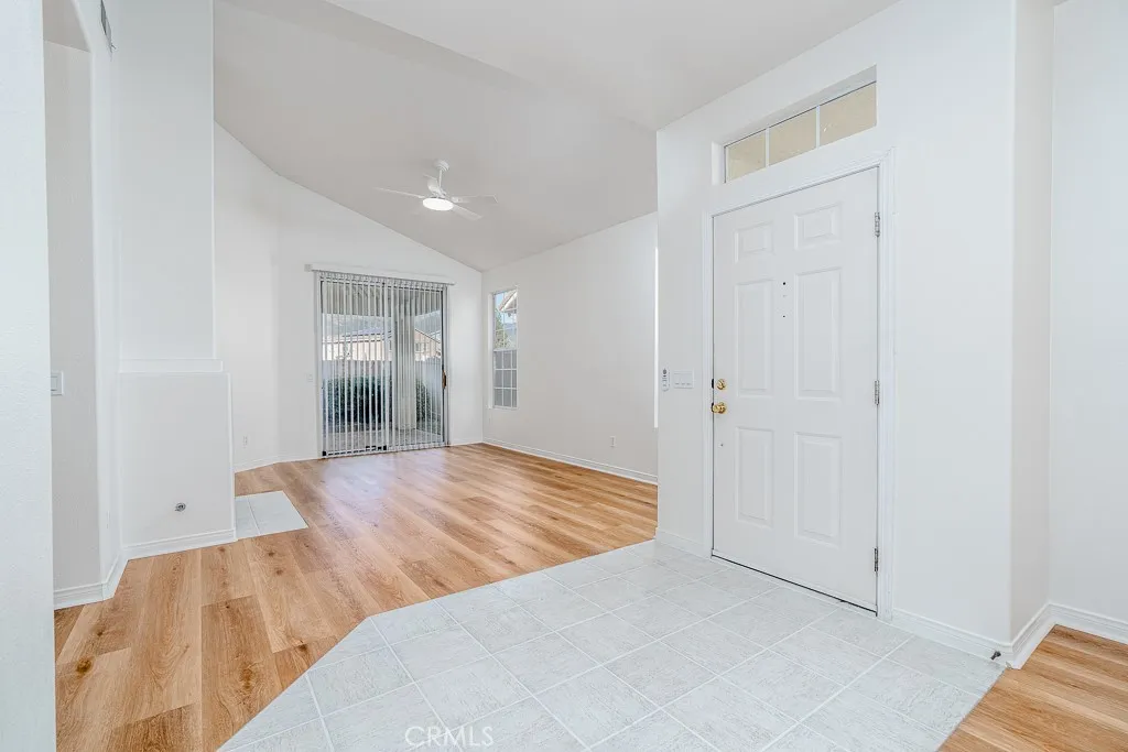 811 Camino De Plata, San Jacinto, California 92583 home-pic-7