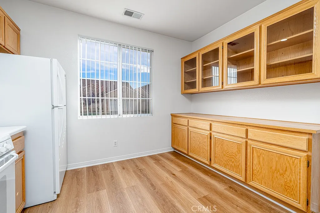 811 Camino De Plata, San Jacinto, California 92583 home-pic-28