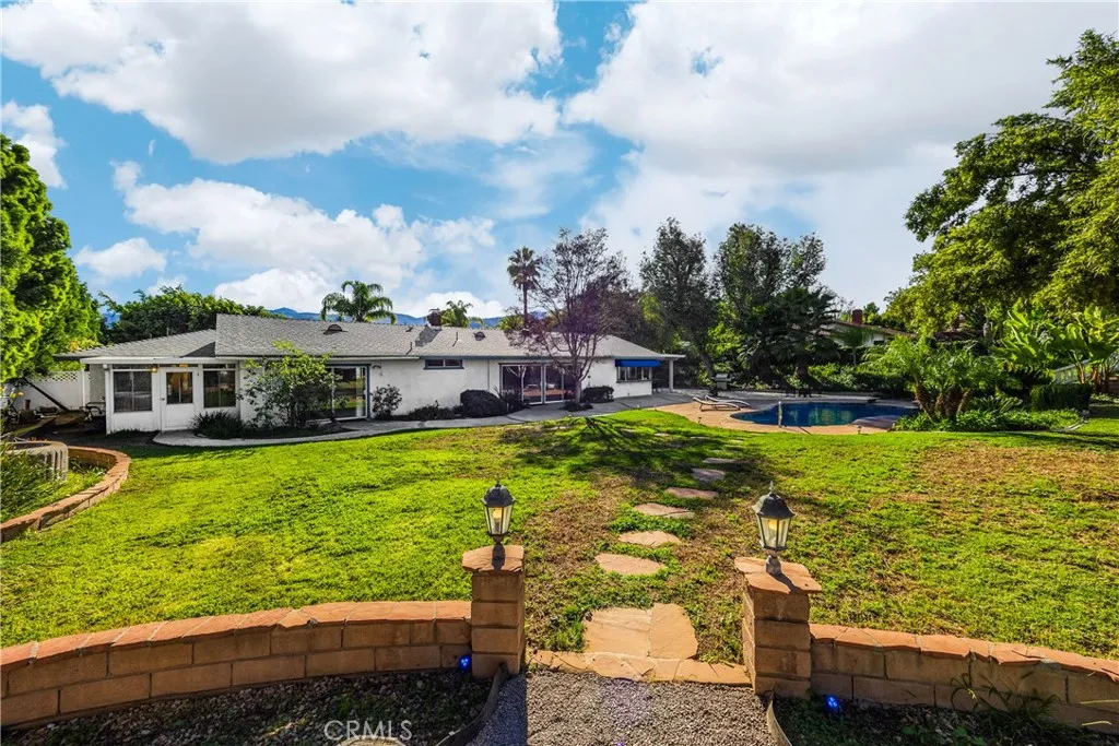 7230 Sarsaparilla Drive, Corona, California 92881 home-pic-38