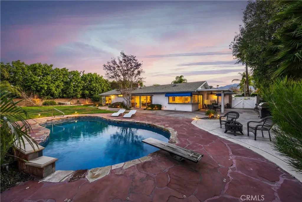 7230 Sarsaparilla Drive, Corona, California 92881 home-pic-46