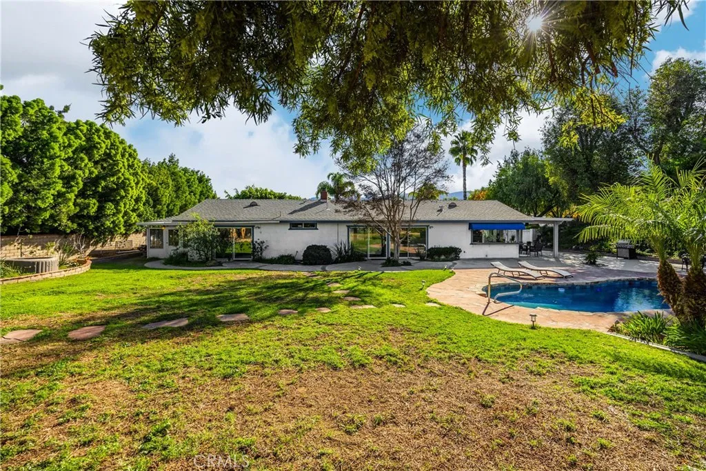 7230 Sarsaparilla Drive, Corona, California 92881 home-pic-40