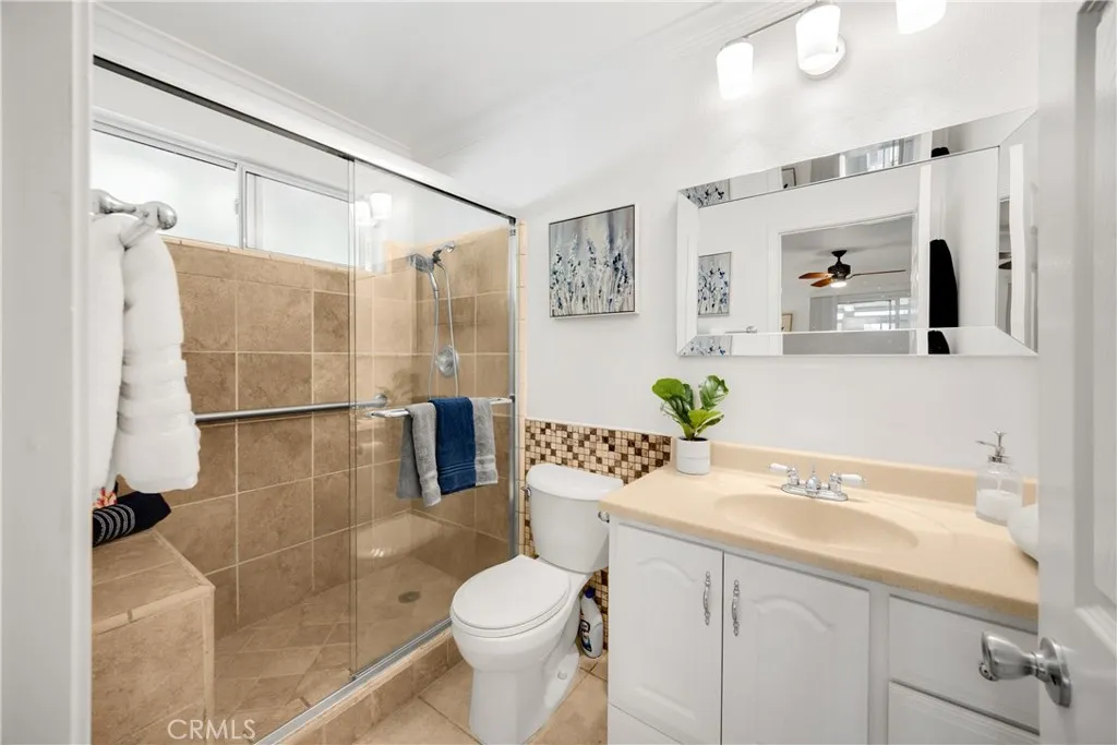 7230 Sarsaparilla Drive, Corona, California 92881 home-pic-34