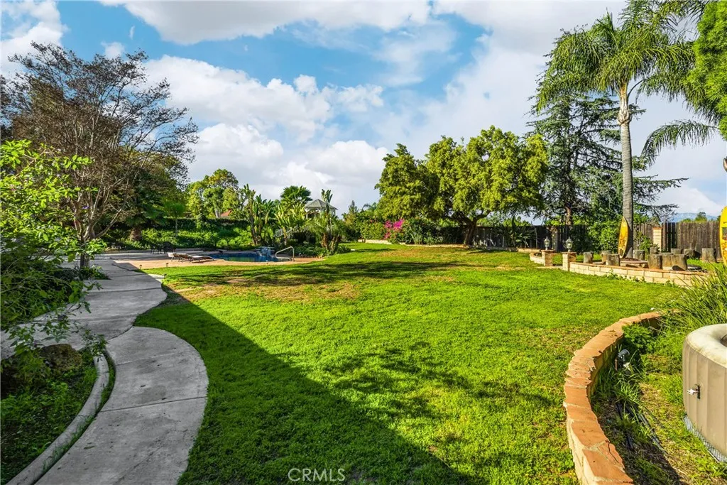 7230 Sarsaparilla Drive, Corona, California 92881 home-pic-37