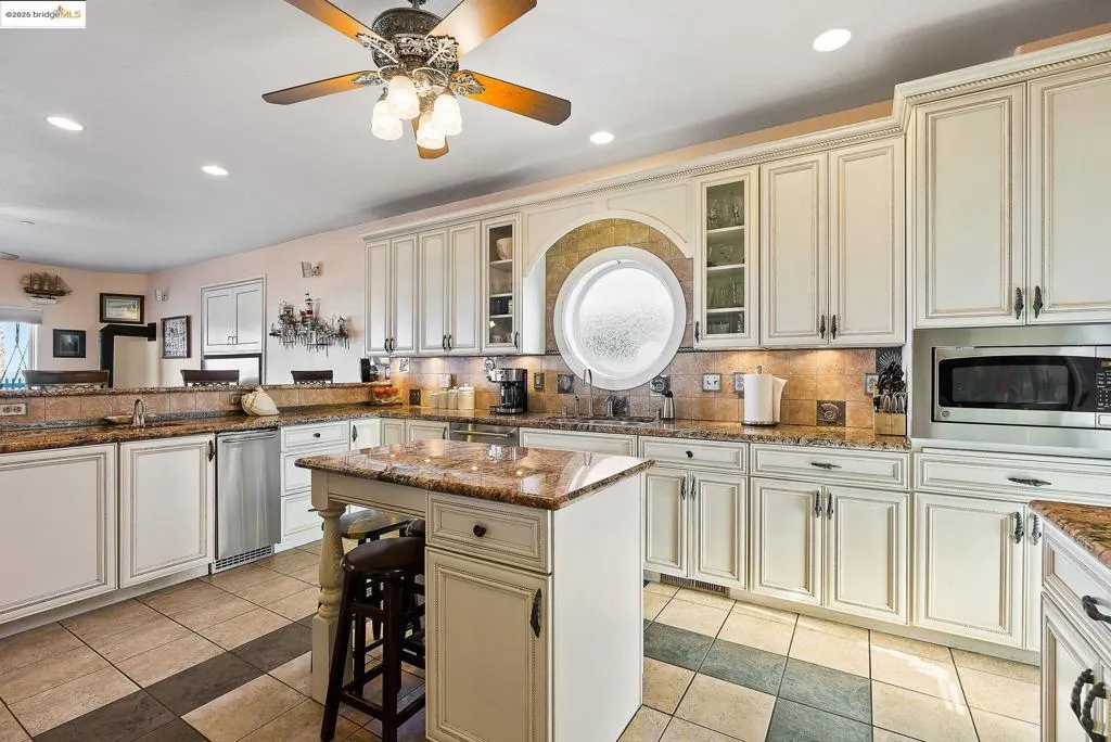 4415 4415 Willow Rd, Bethel Island, California 94511 home-pic-17