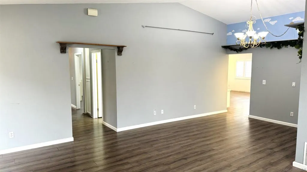 39607 Firethorn Court, Murrieta, California 92563 home-pic-37