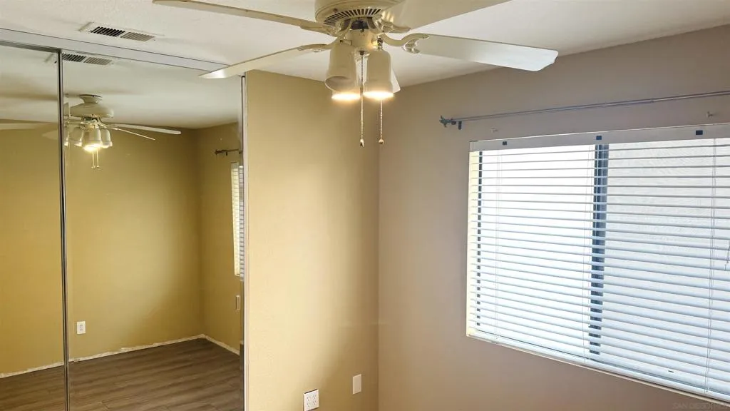 39607 Firethorn Court, Murrieta, California 92563 home-pic-16