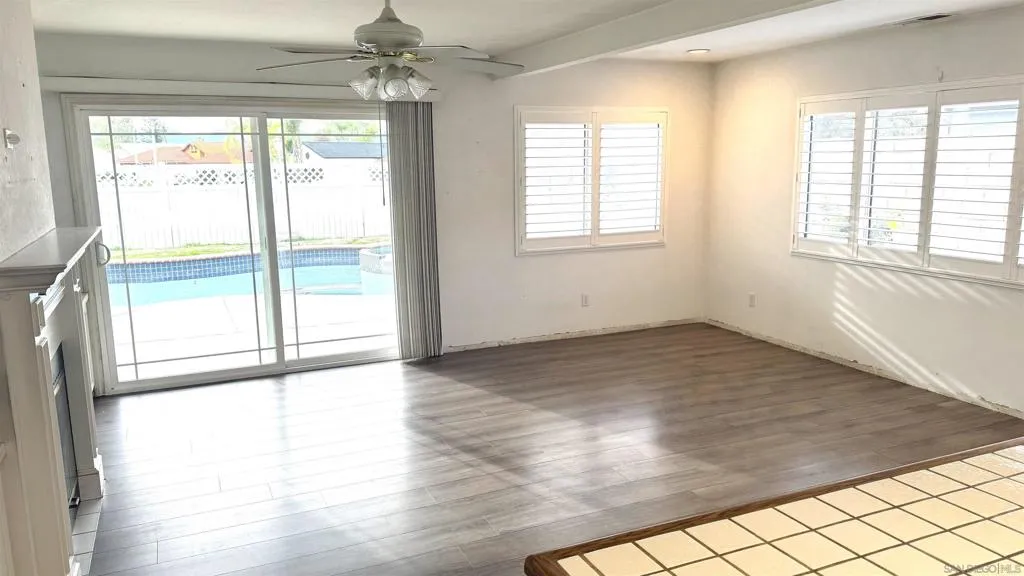 39607 Firethorn Court, Murrieta, California 92563 home-pic-8