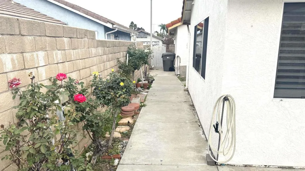 39607 Firethorn Court, Murrieta, California 92563 home-pic-14