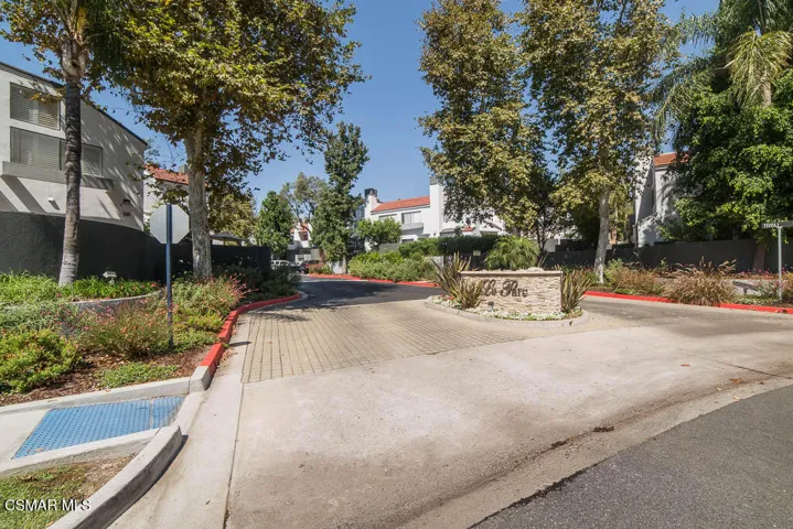 1190 Tivoli Ln #216 - HsHProd-22