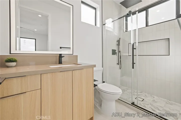 ADU - 2nd Floor Master Bedroom