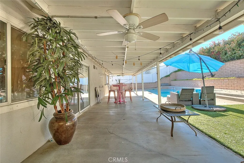 29345 Breakwater, Lake Elsinore, California 92530 home-pic-19