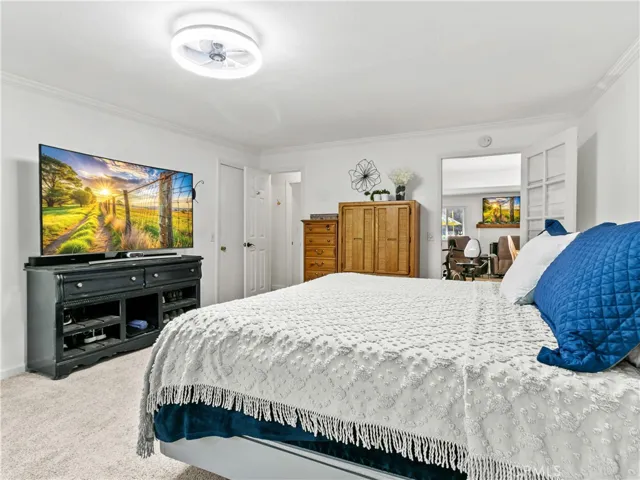 primary bedroom is so spacious!