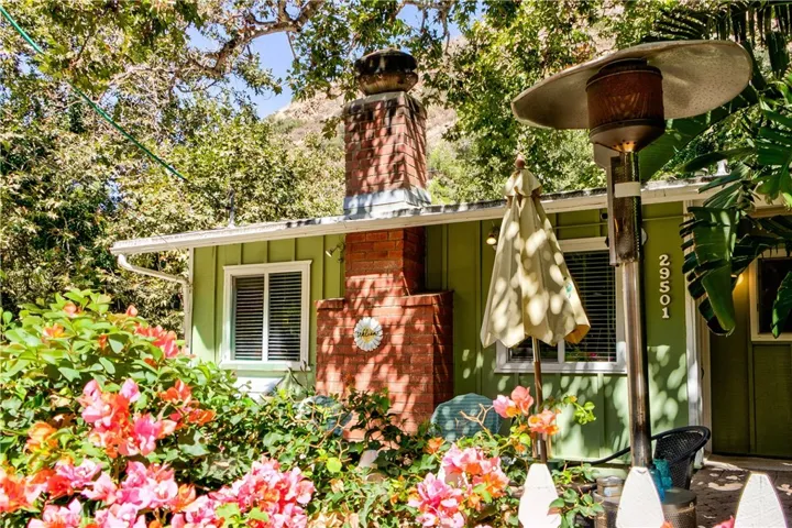 Curb Appeal!  Newer outside paint, meticulously maintained grounds!