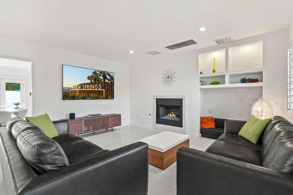1175 E San Lucas Road, Palm Springs, California 92264 home-pic-8