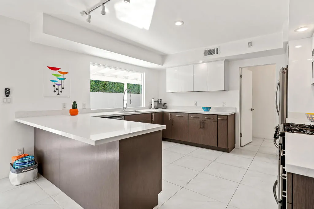 1175 E San Lucas Road, Palm Springs, California 92264 home-pic-17