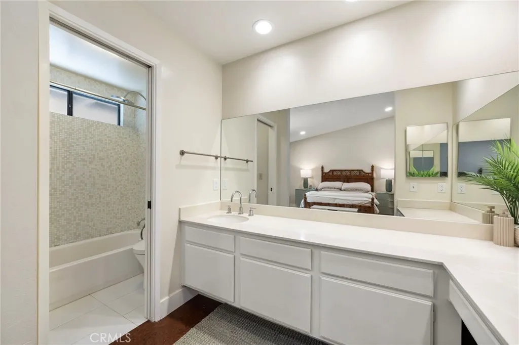 22561 Tula Drive, Saugus, California 91350 home-pic-21
