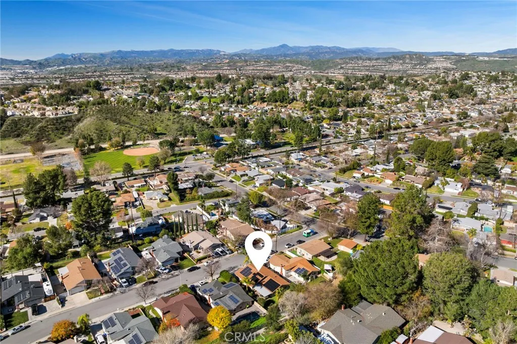 22561 Tula Drive, Saugus, California 91350 home-pic-44