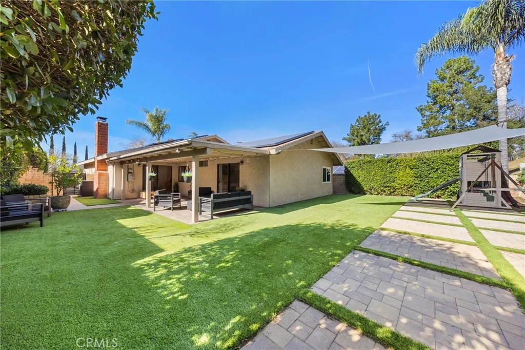 22561 Tula Drive, Saugus, California 91350 home-pic-34