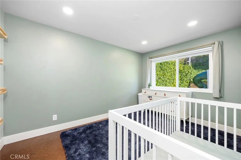 22561 Tula Drive, Saugus, California 91350 home-pic-28
