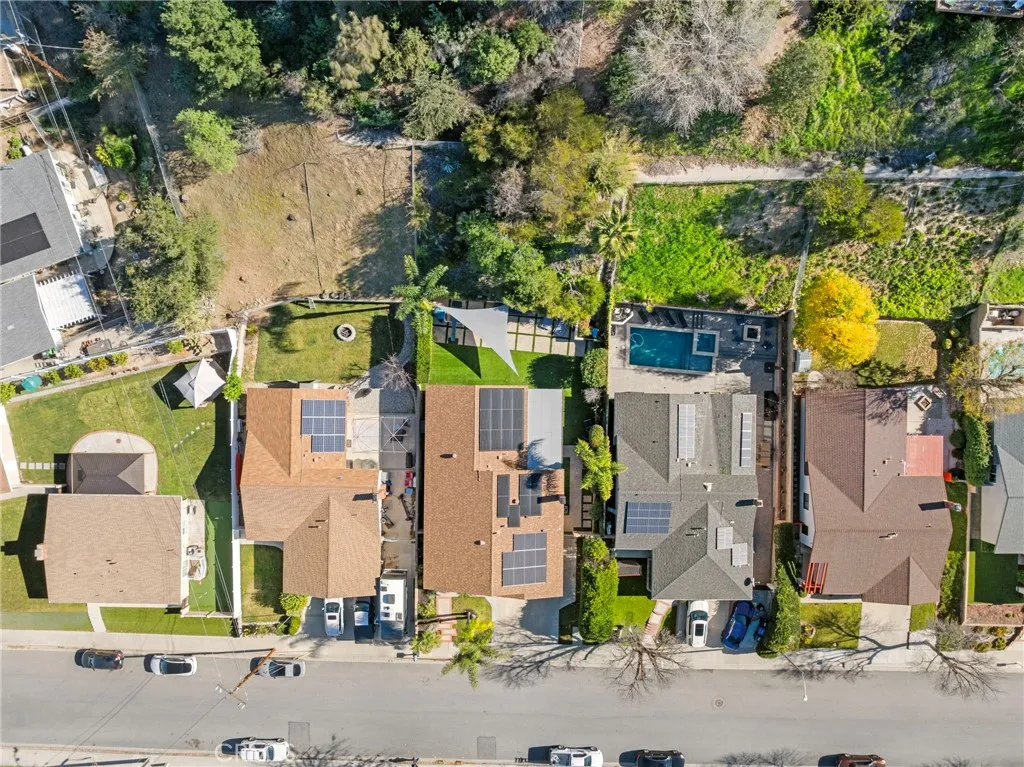 22561 Tula Drive, Saugus, California 91350 home-pic-37