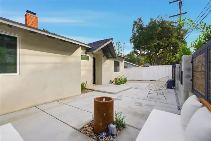 Front patio sitting area