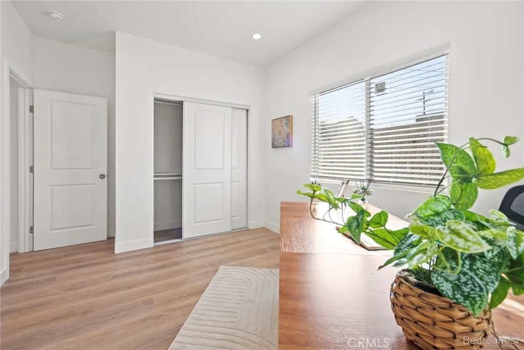 128 S Citrus Avenue, Fullerton, California 92833 home-pic-37