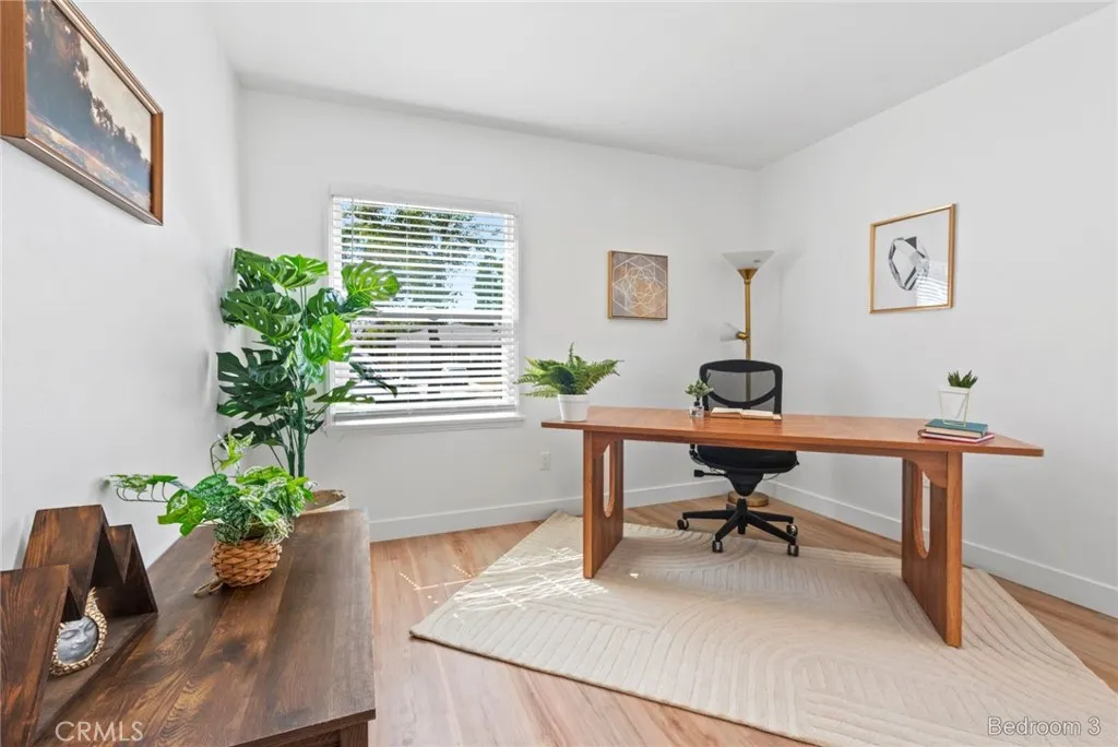 128 S Citrus Avenue, Fullerton, California 92833 home-pic-14