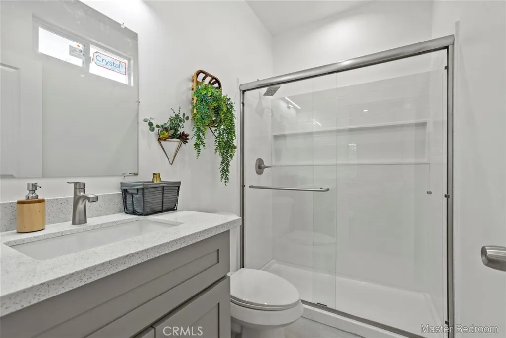 128 S Citrus Avenue, Fullerton, California 92833 home-pic-33