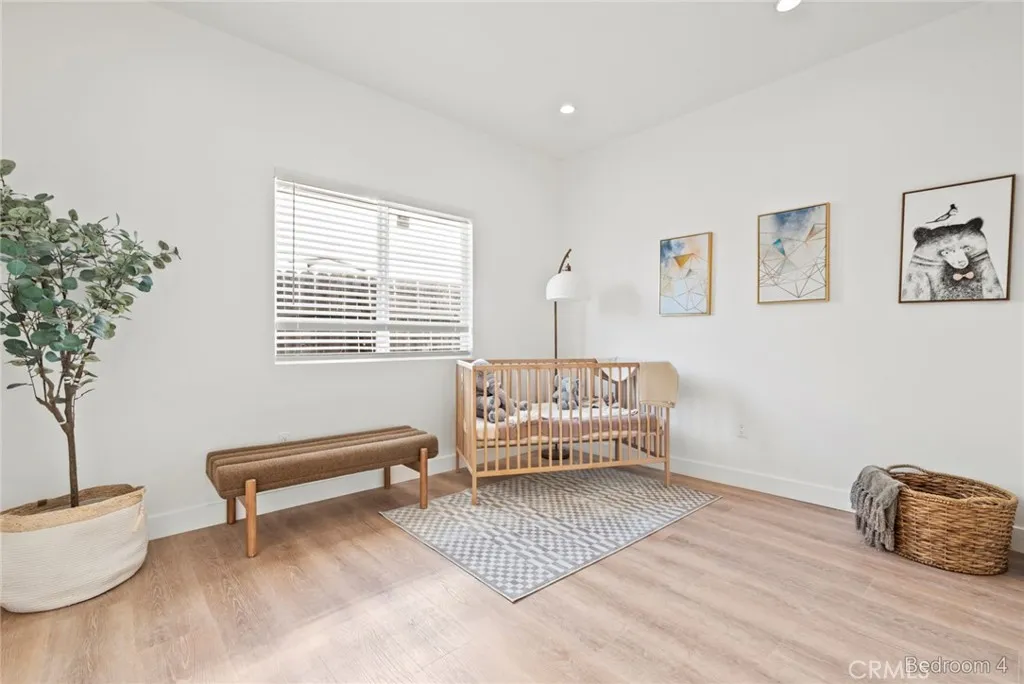 128 S Citrus Avenue, Fullerton, California 92833 home-pic-38