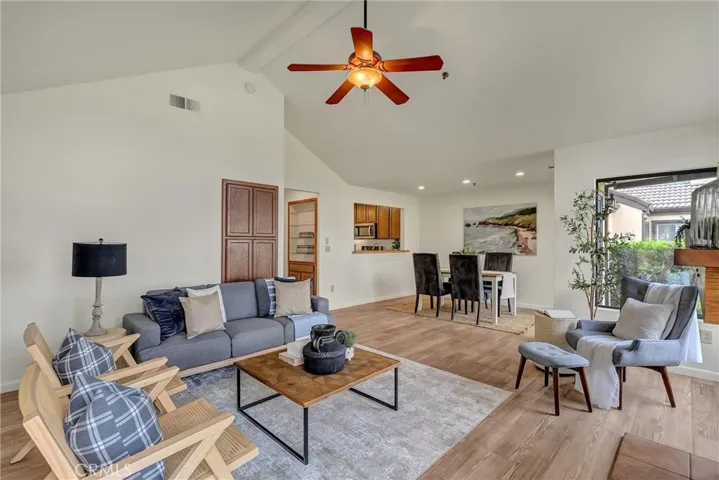 17 Sierra Lakeside, Chico, California 95928