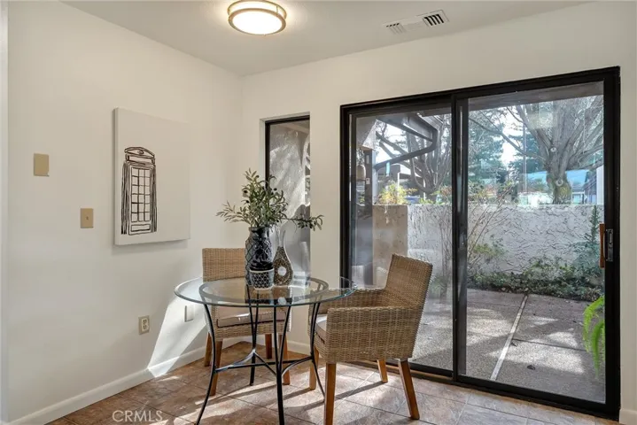 Nook off kitchen
