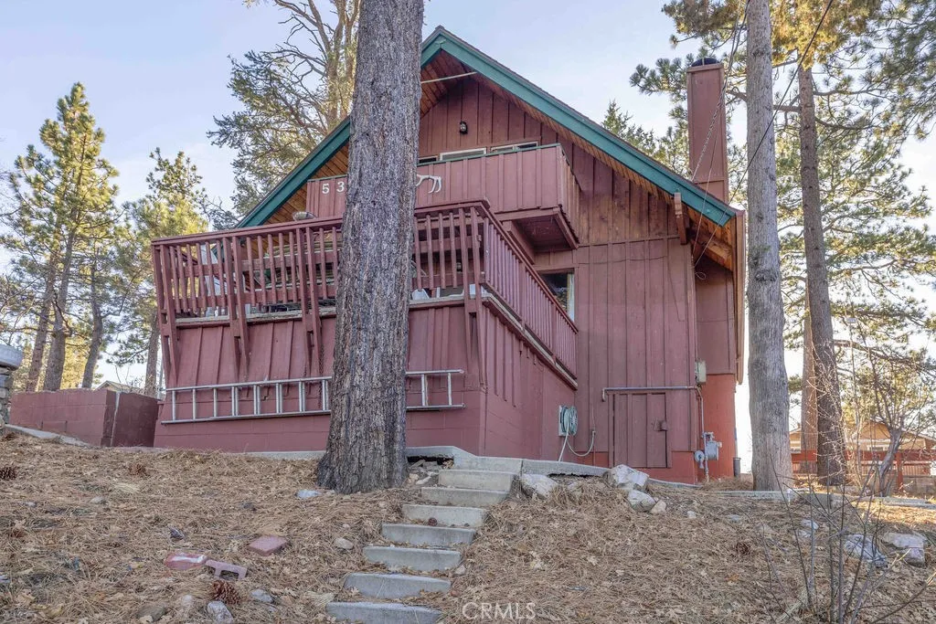 533 Villa Grove, Big Bear City, California 92314 home-pic-30