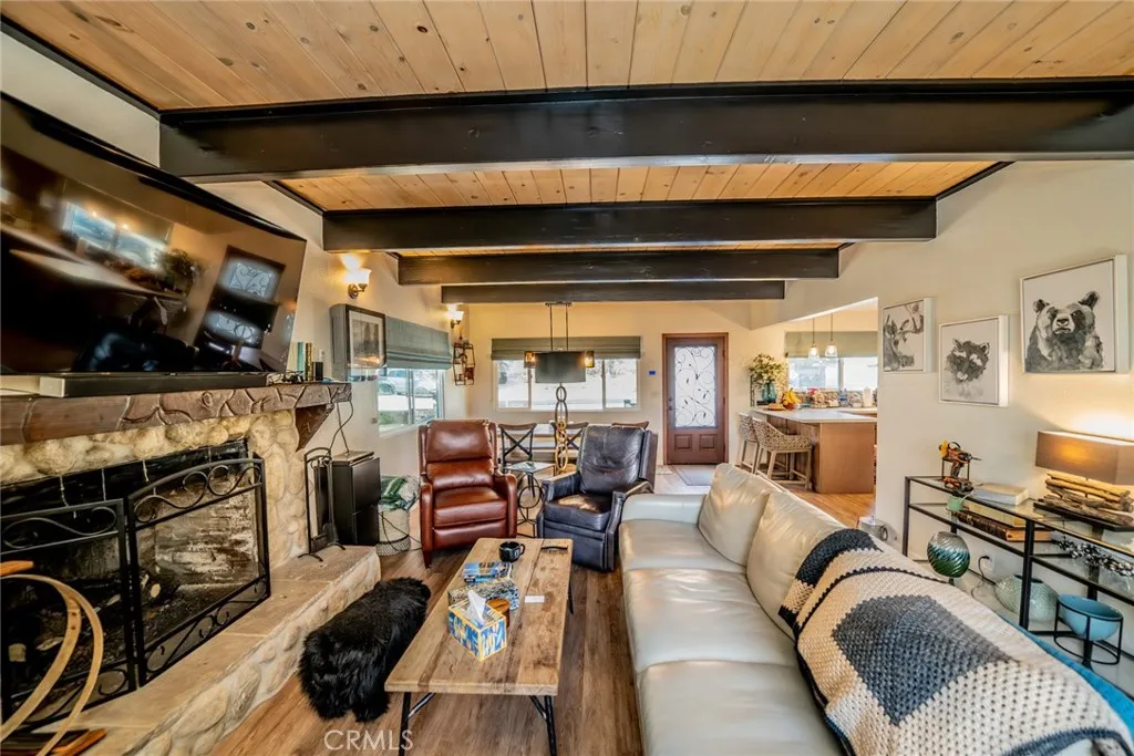 1181 Voltaire, Lake Arrowhead, California 92352 home-pic-14