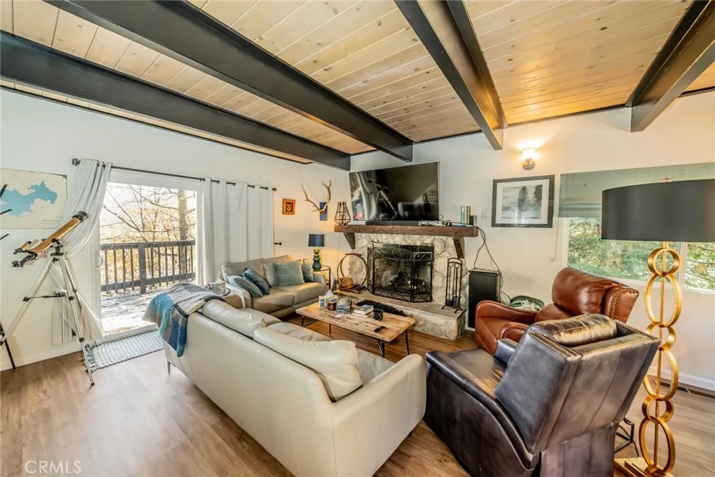 1181 Voltaire, Lake Arrowhead, California 92352 home-pic-4