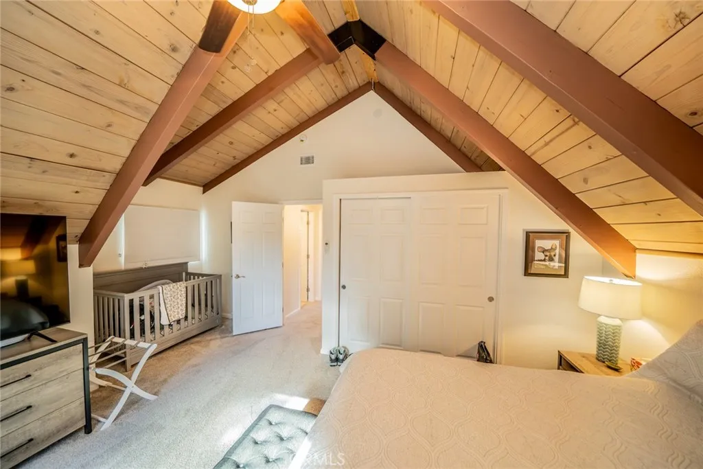 1181 Voltaire, Lake Arrowhead, California 92352 home-pic-26