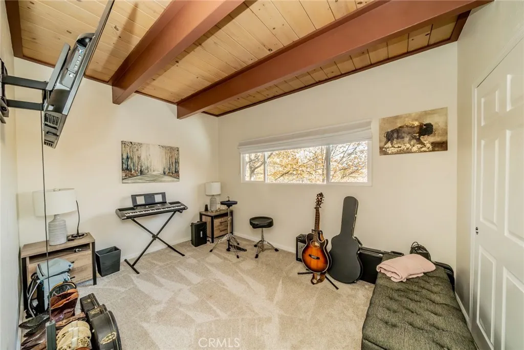 1181 Voltaire, Lake Arrowhead, California 92352 home-pic-19