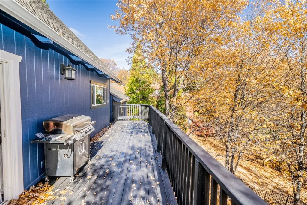 1181 Voltaire, Lake Arrowhead, California 92352 home-pic-46