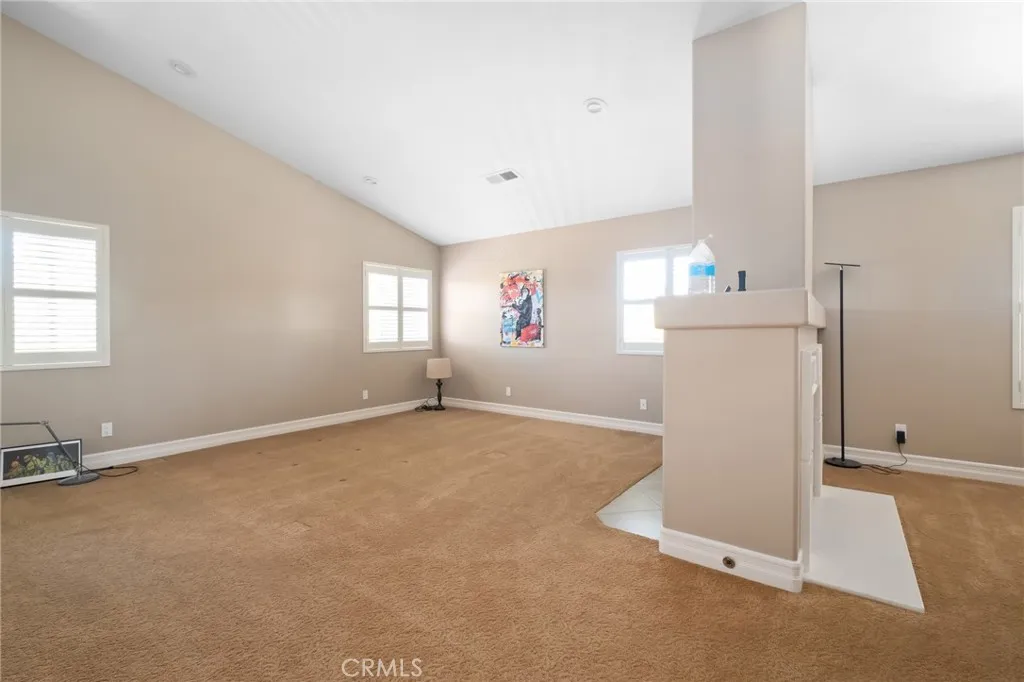 23069 Sweetbay Circle, Wildomar, California 92595 home-pic-21