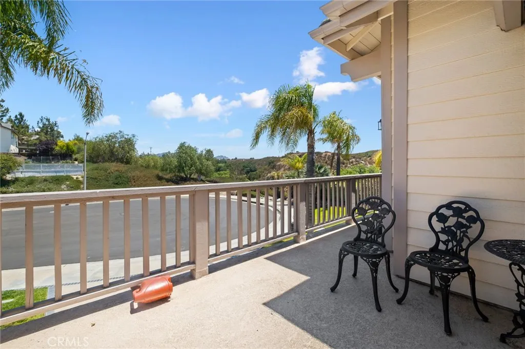 23069 Sweetbay Circle, Wildomar, California 92595 home-pic-33
